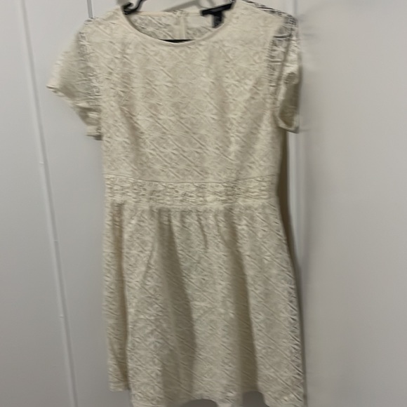 Forvever 21 Ivory Lace Dress - Picture 3 of 6